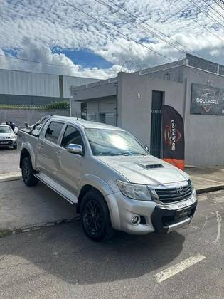 TOYOTA HILUX 2.7 SR 4X2 CD 16V FLEX 4P AUTOMÁTICO